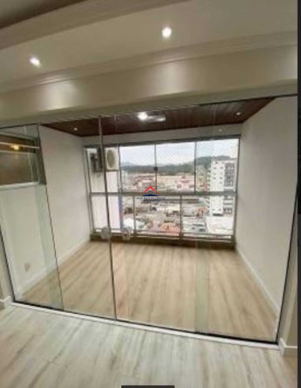 Apartamento à venda com 3 quartos, 99m² - Foto 4