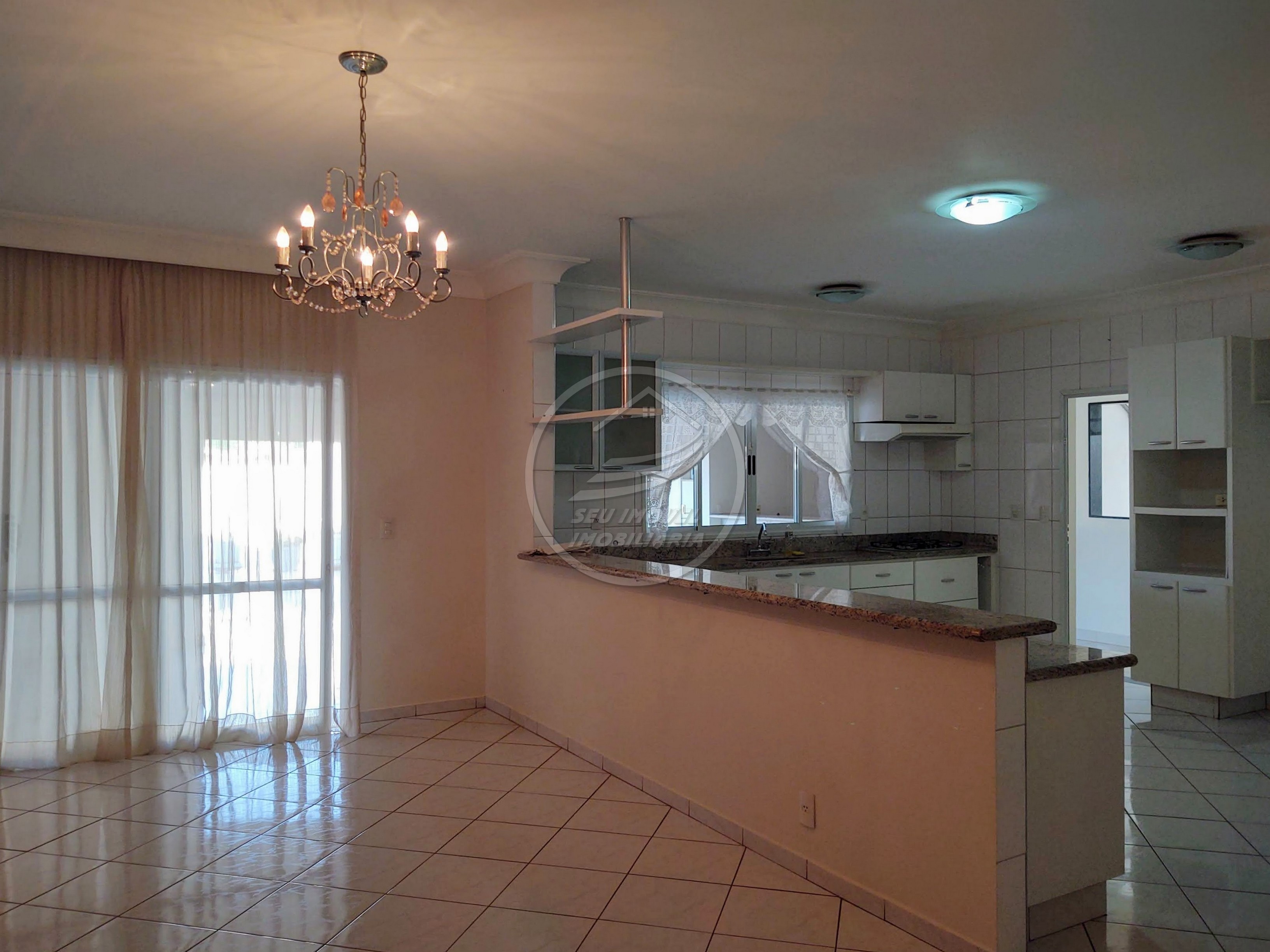 Apartamento, 3 quartos, 375 m² - Foto 1