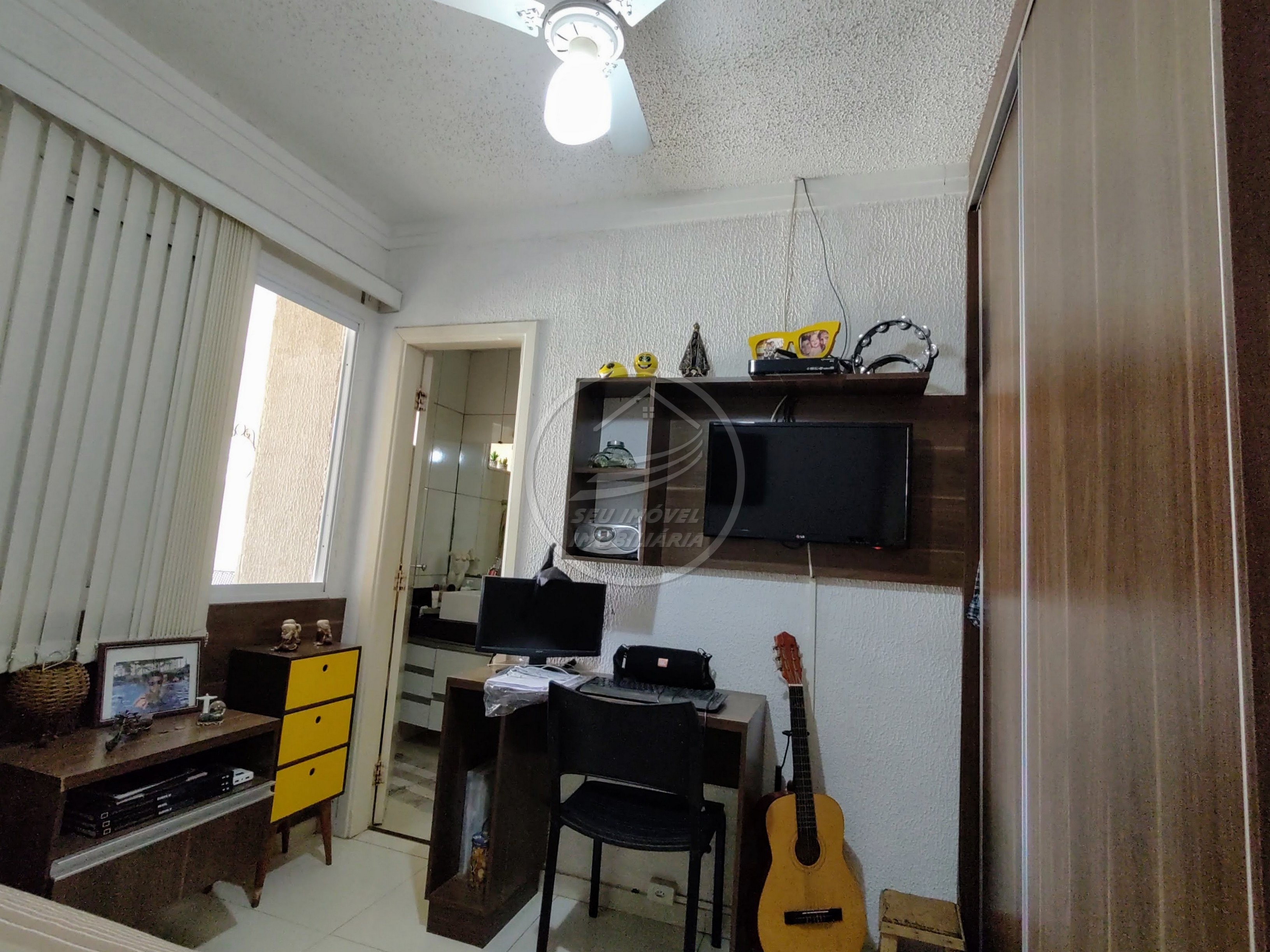 Casa à venda com 3 quartos, 110m² - Foto 14