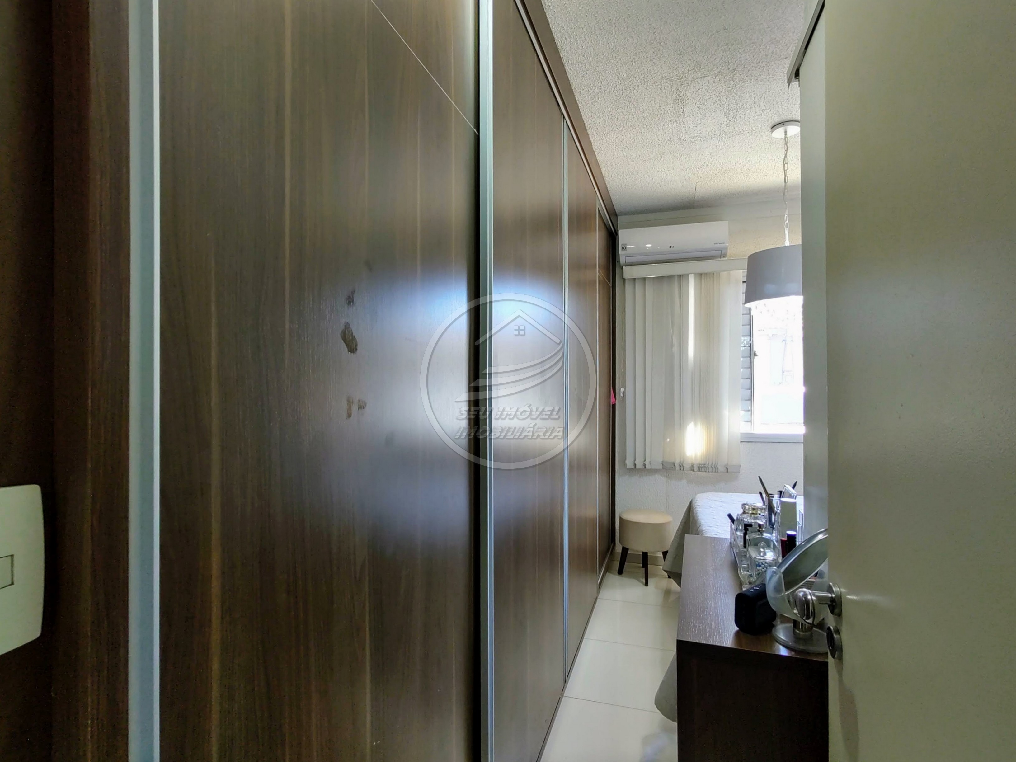 Casa à venda com 3 quartos, 110m² - Foto 7