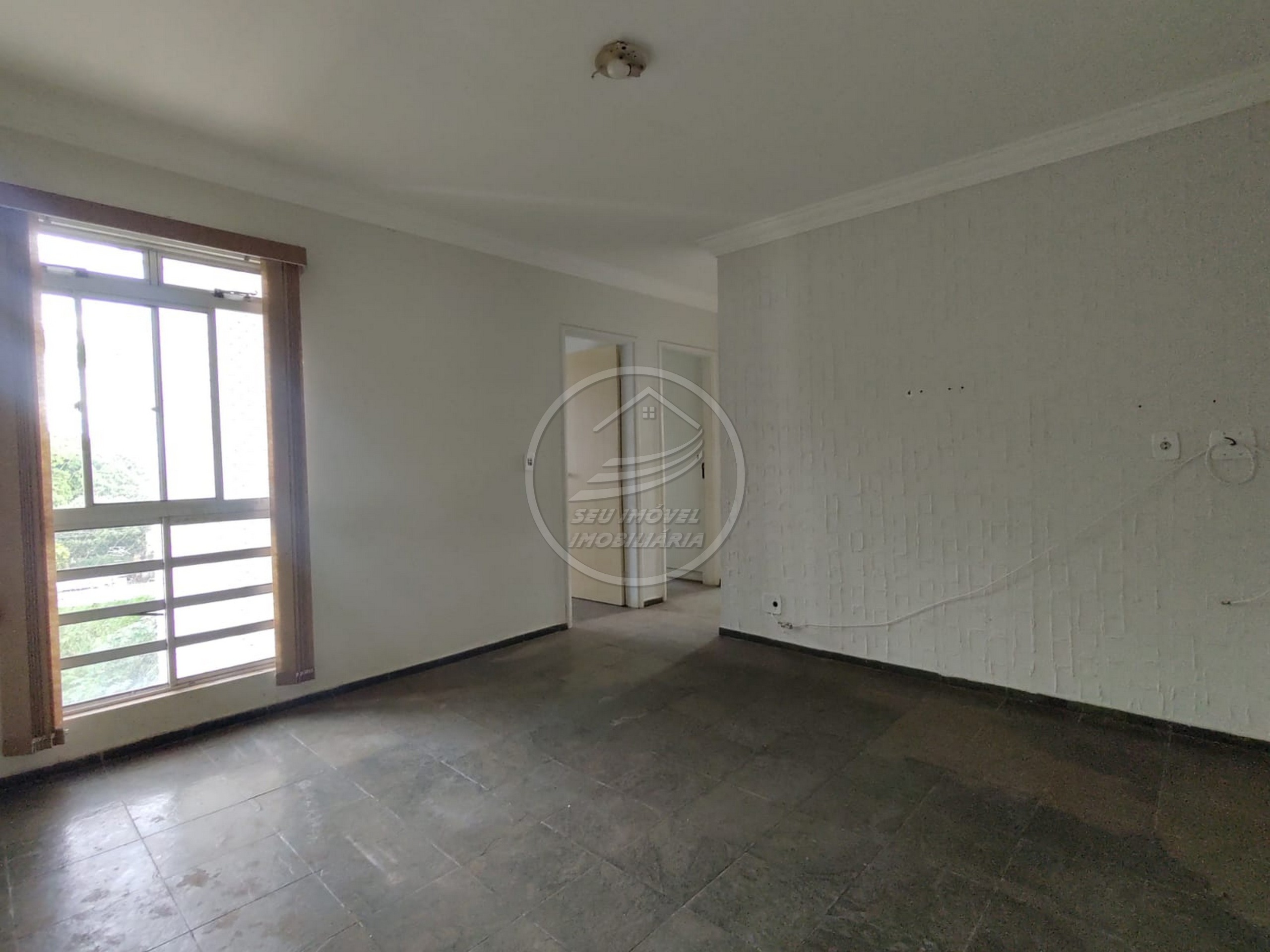 Apartamento à venda com 2 quartos, 62m² - Foto 3