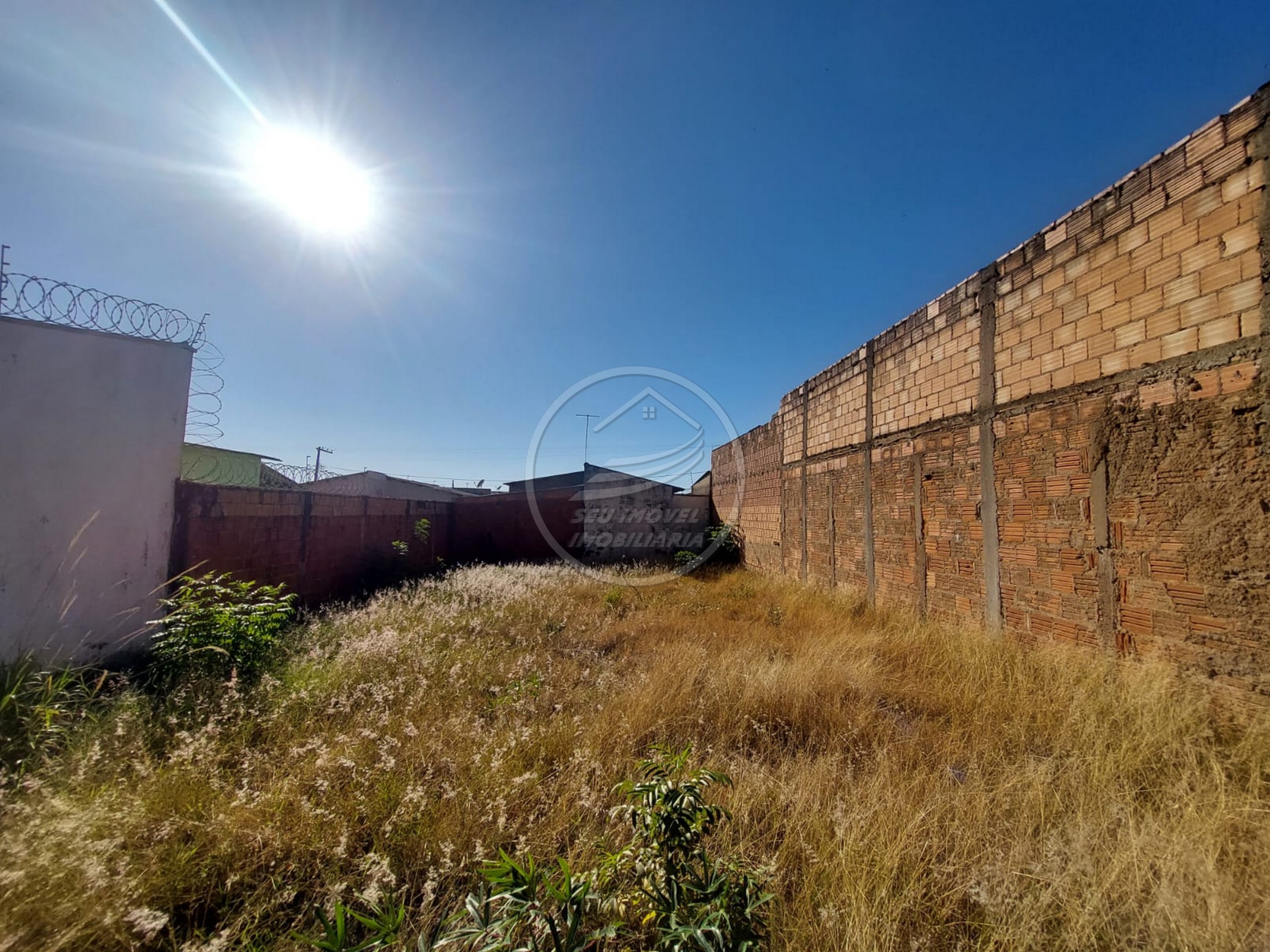 Terreno, 200 m² - Foto 2