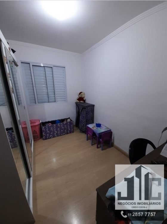 Apartamento à venda com 2 quartos, 82m² - Foto 2