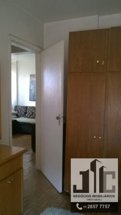 Apartamento à venda com 2 quartos, 70m² - Foto 10