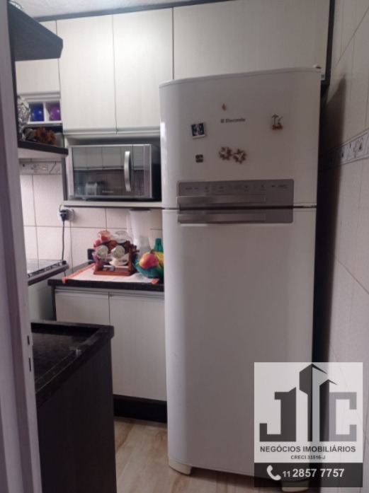 Apartamento à venda com 2 quartos, 45m² - Foto 16