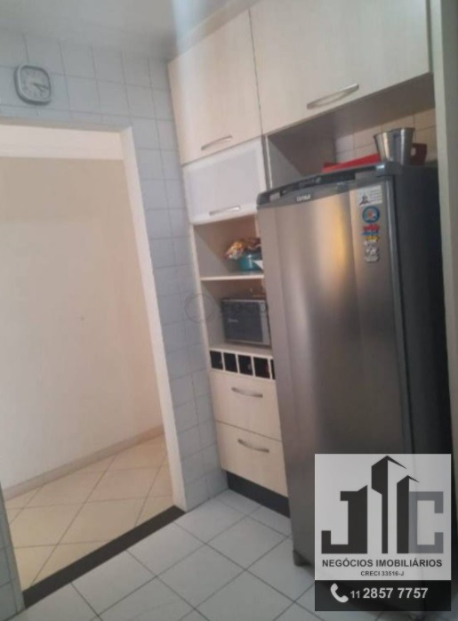 Apartamento à venda com 3 quartos, 64m² - Foto 8