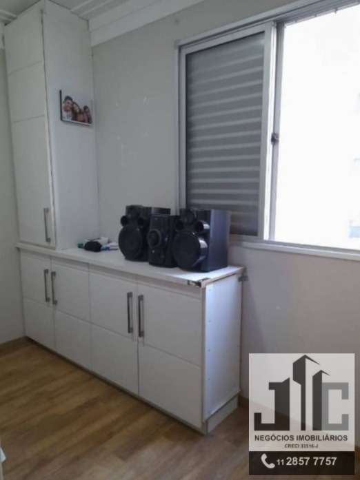 Apartamento à venda com 3 quartos, 64m² - Foto 15