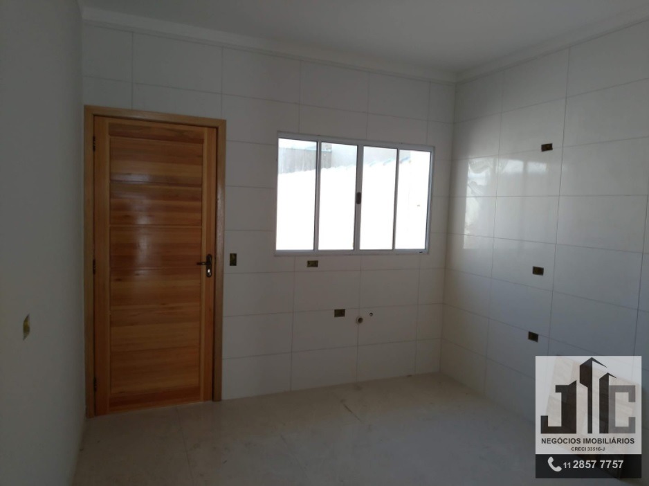 Casa à venda com 2 quartos, 76m² - Foto 2