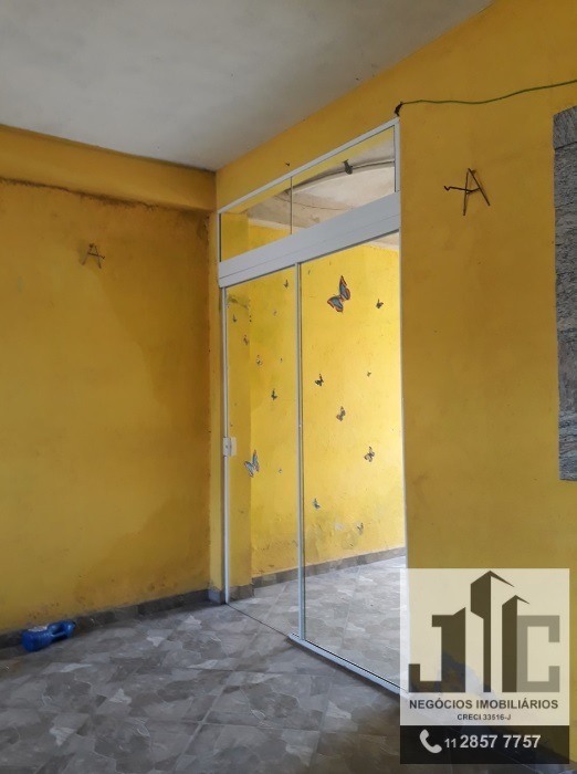 Casa à venda com 4 quartos, 120m² - Foto 2