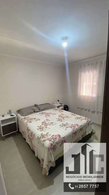 Casa à venda com 2 quartos, 100m² - Foto 10