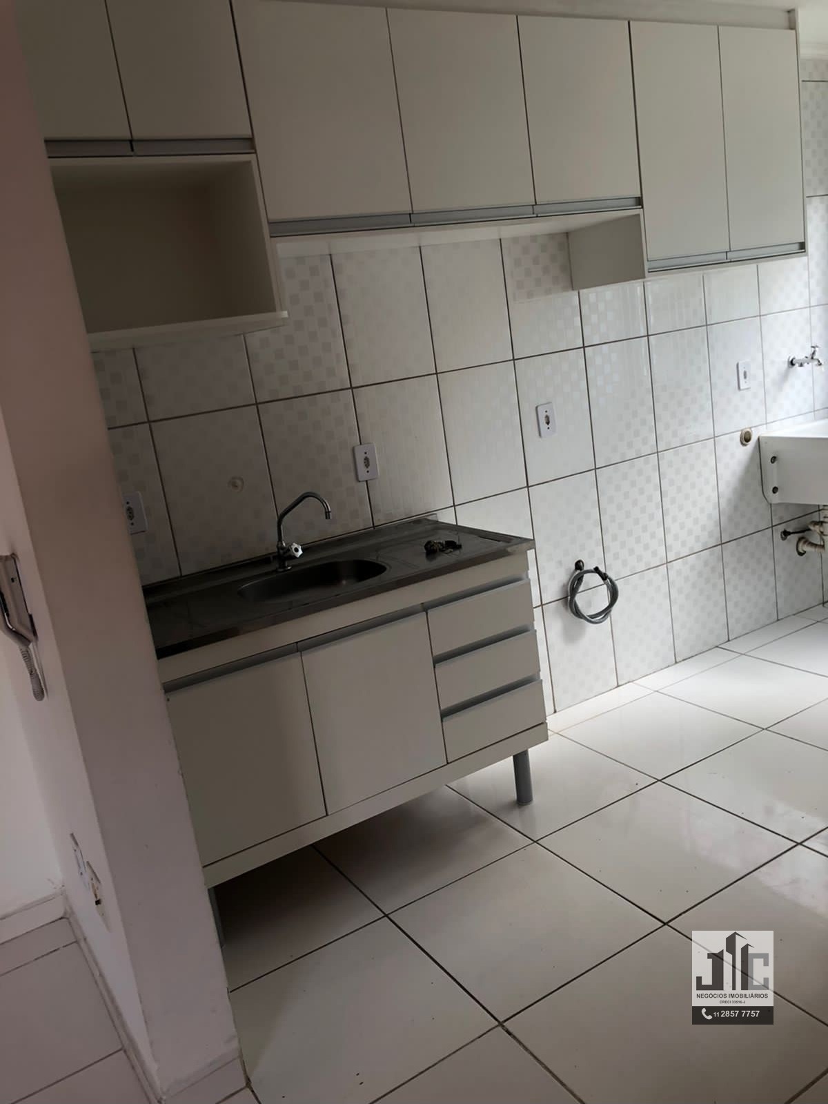 Apartamento à venda com 2 quartos, 42m² - Foto 7