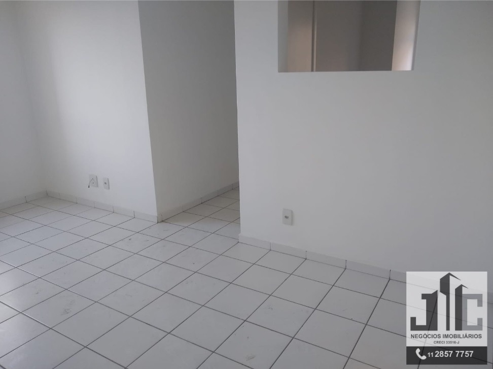 Apartamento à venda com 2 quartos, 45m² - Foto 9