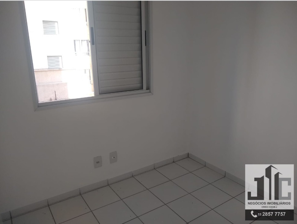 Apartamento à venda com 3 quartos, 60m² - Foto 18