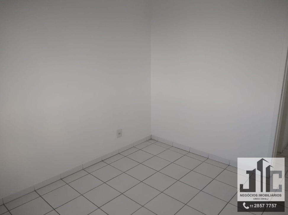 Apartamento à venda com 2 quartos, 45m² - Foto 17