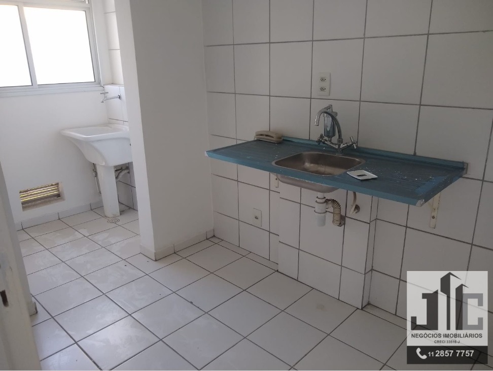 Apartamento à venda com 2 quartos, 45m² - Foto 13