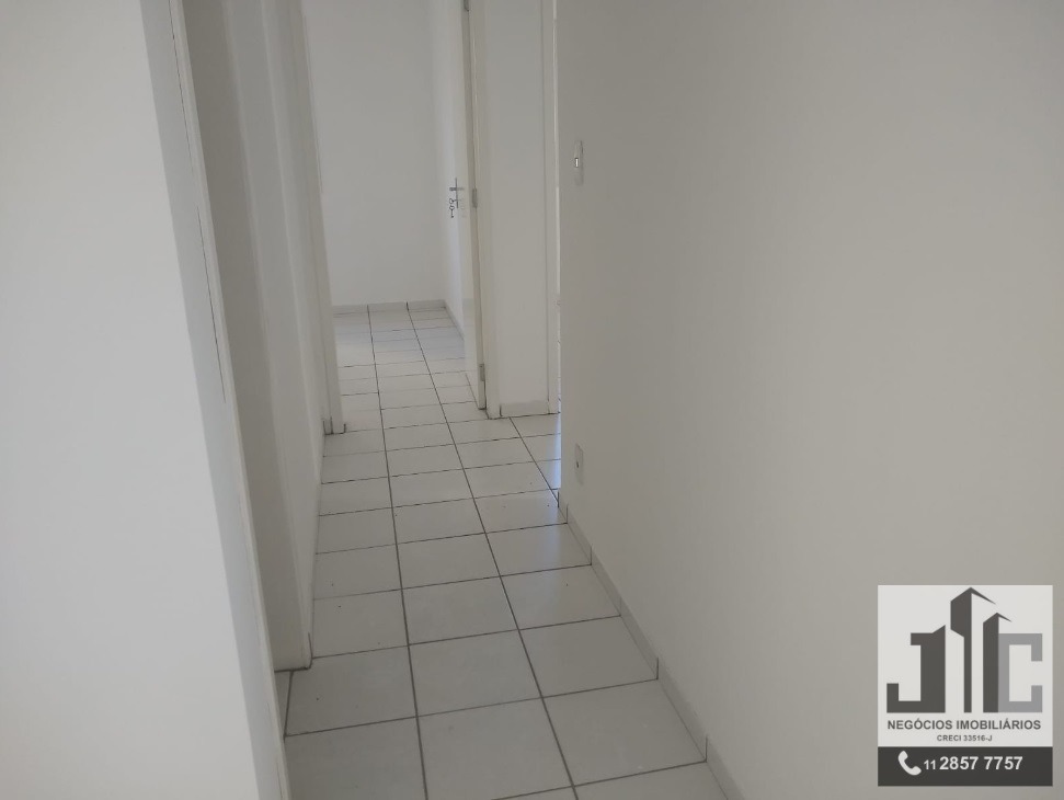 Apartamento à venda com 3 quartos, 60m² - Foto 12