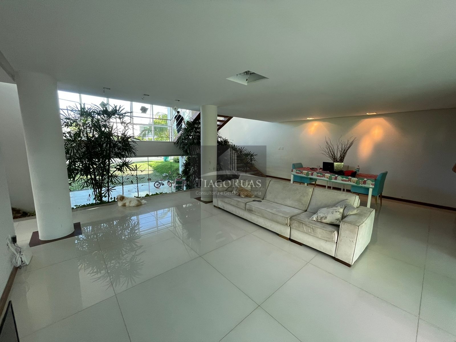 Casa - Alphaville