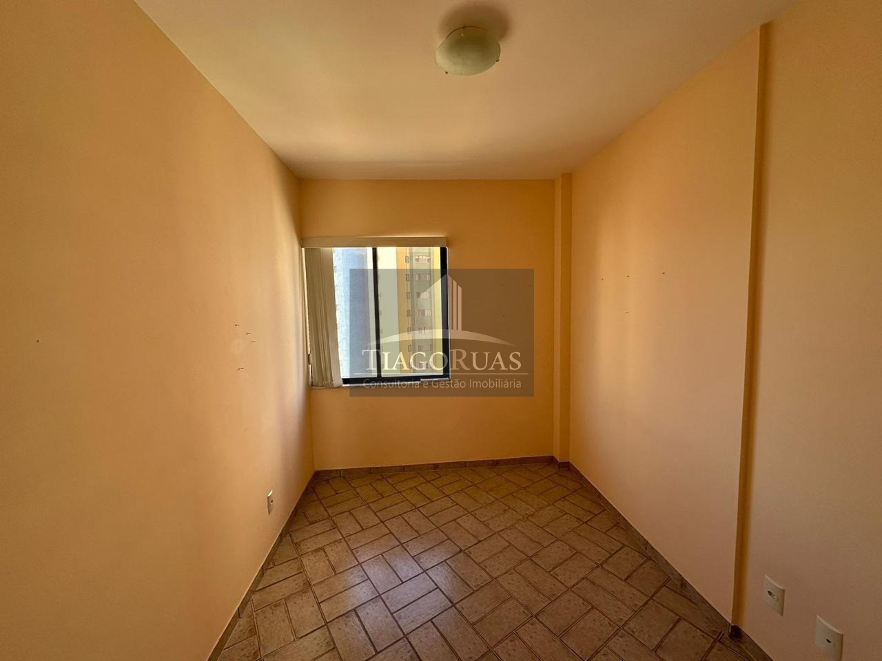 Apartamento - Caminho das árvores