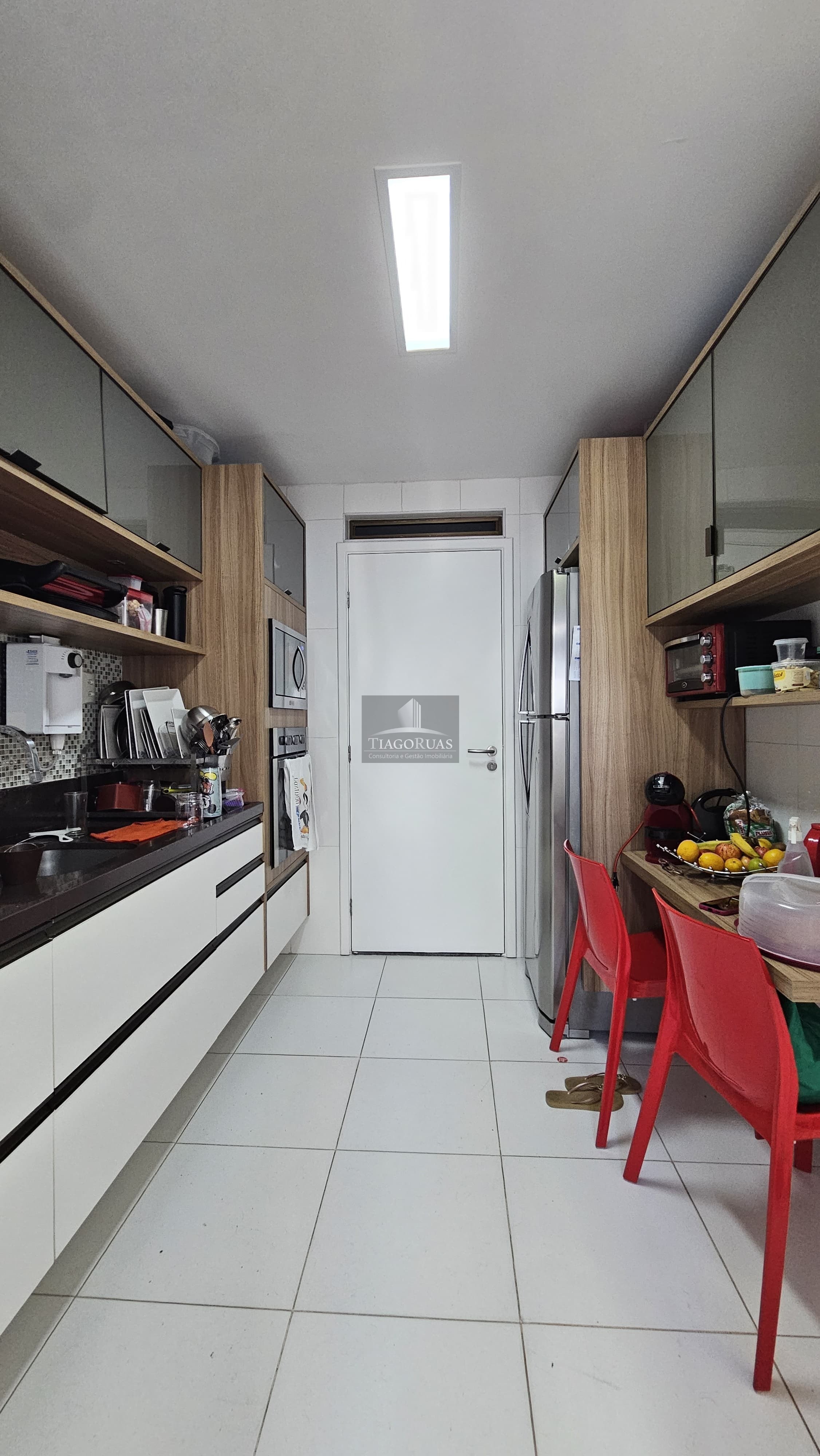 Apartamento - Caminho das árvores
