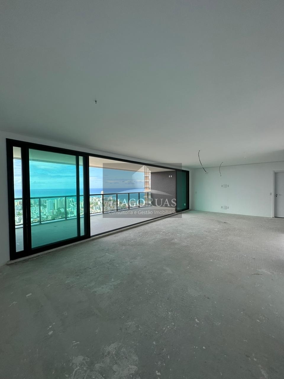 Apartamento - Horto florestal