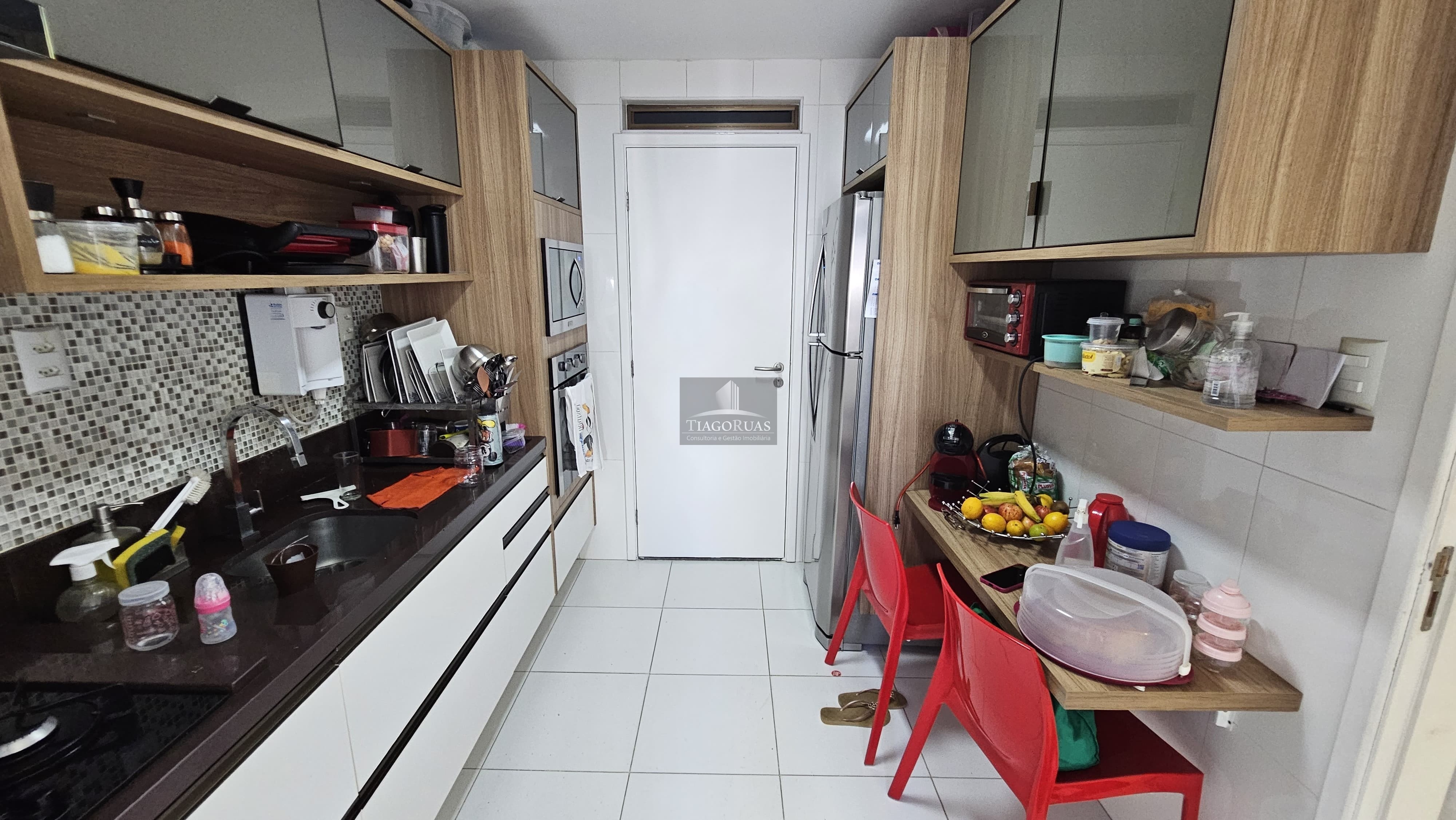 Apartamento - Caminho das árvores