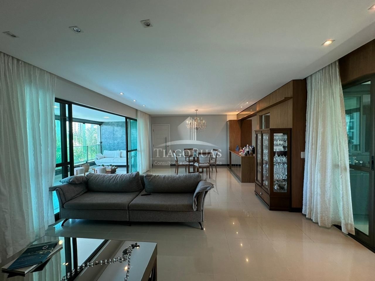 Apartamento - Horto florestal