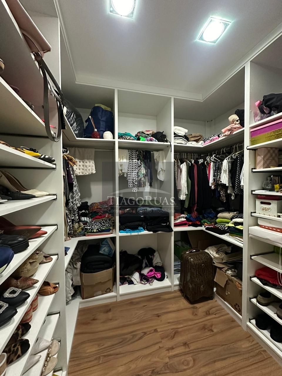 Apartamento - Horto florestal