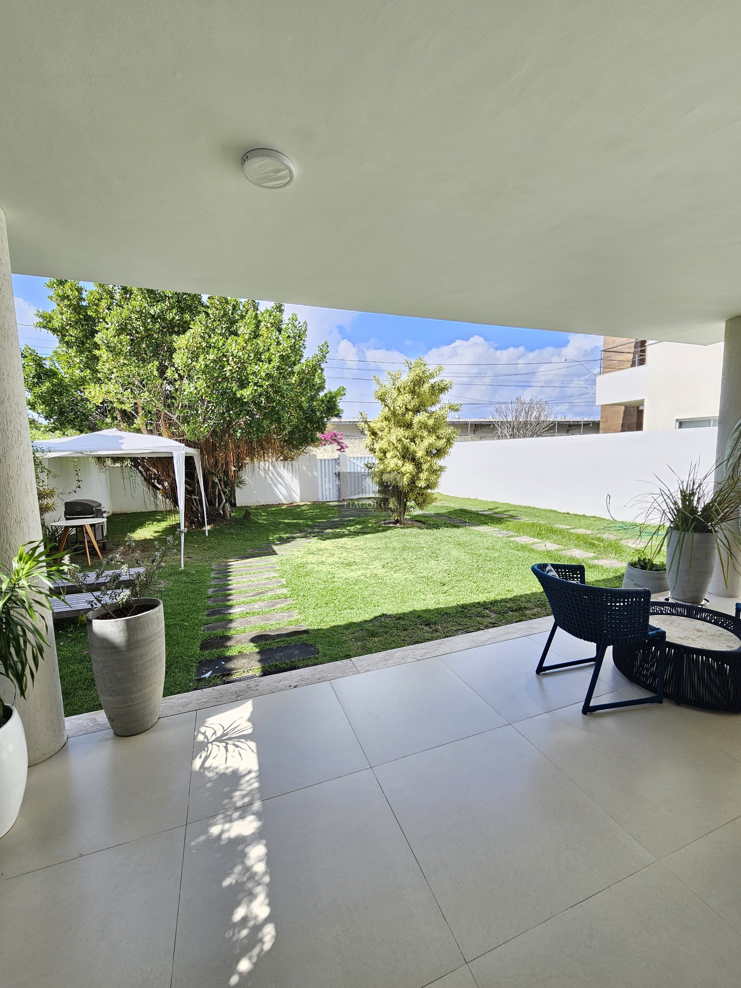 Casa - Buraquinho