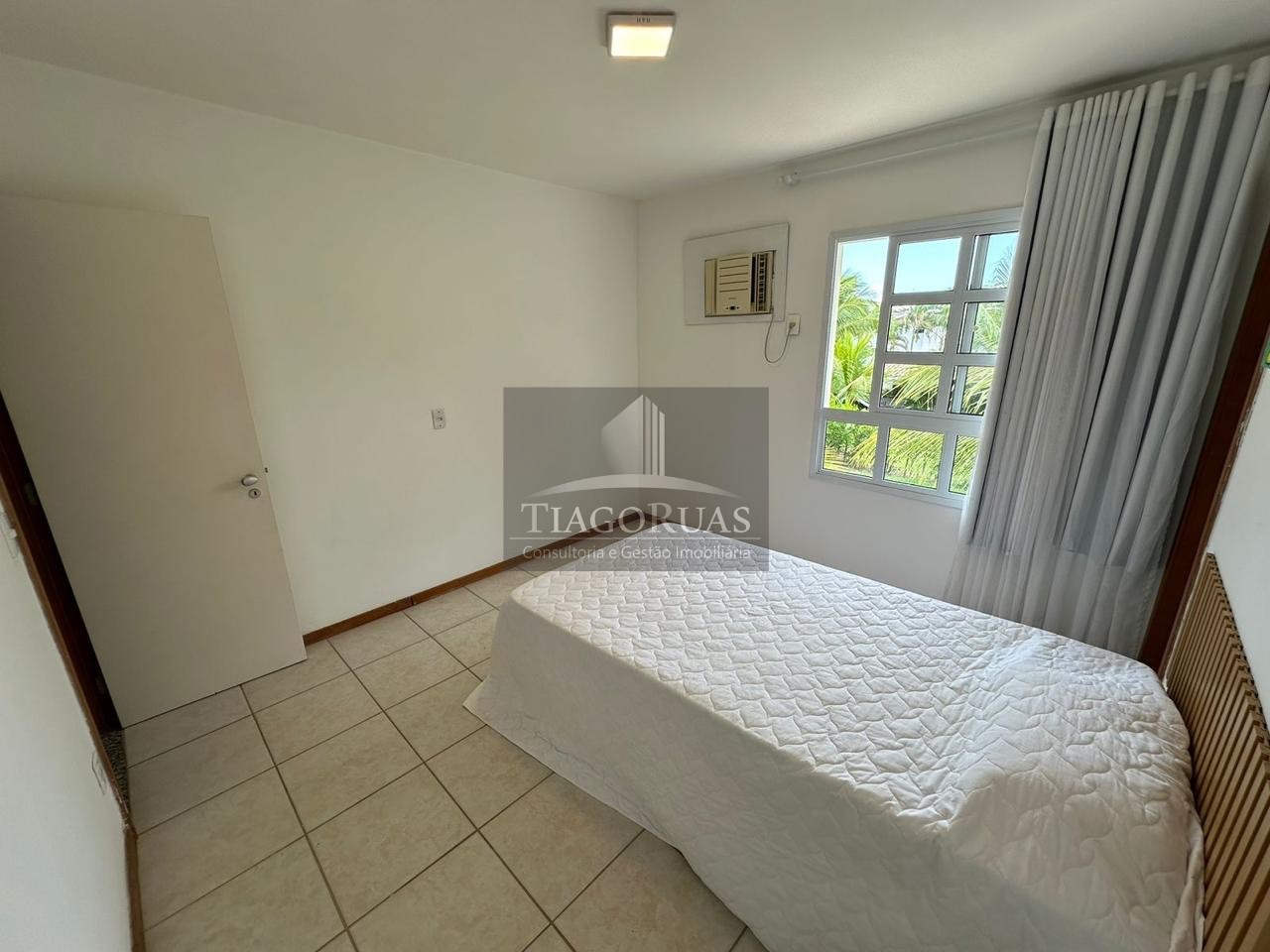 Casa - Itapuã