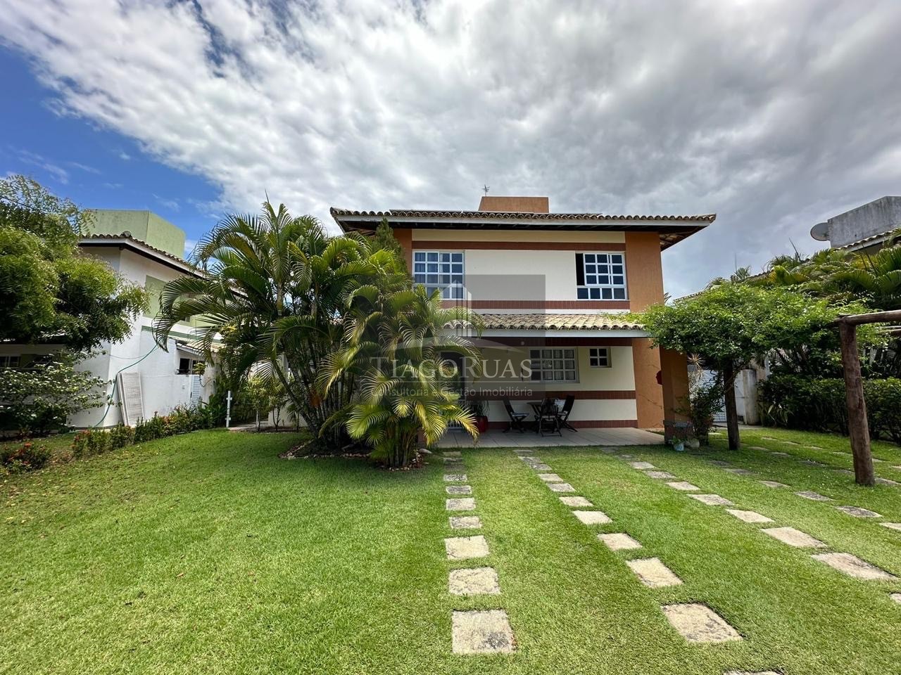 Casa - Itapuã