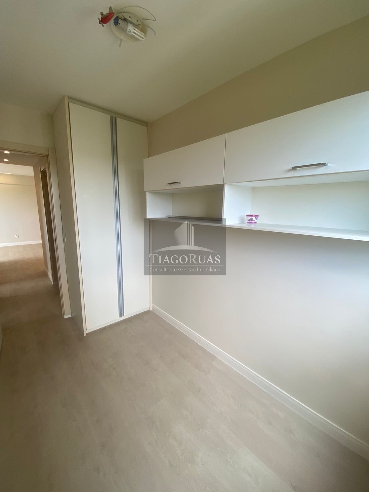 Apartamento - Paralela