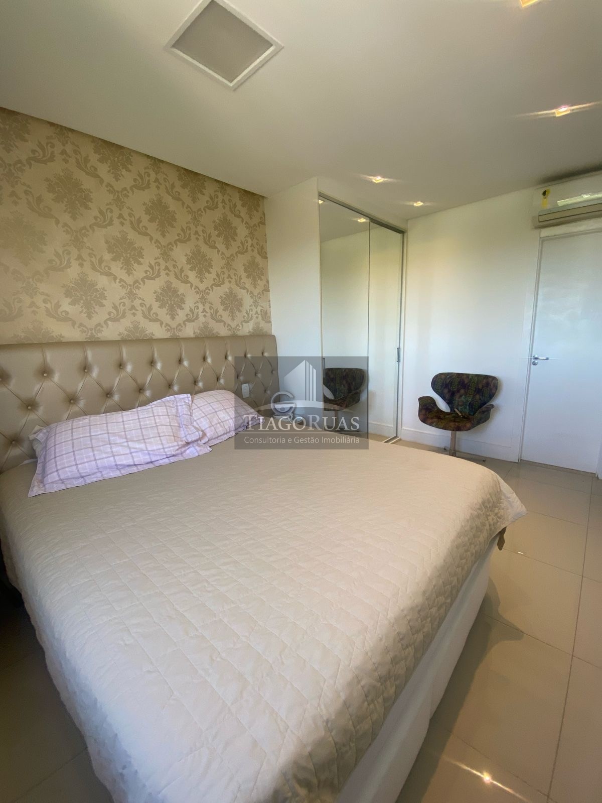 Apartamento - Paralela