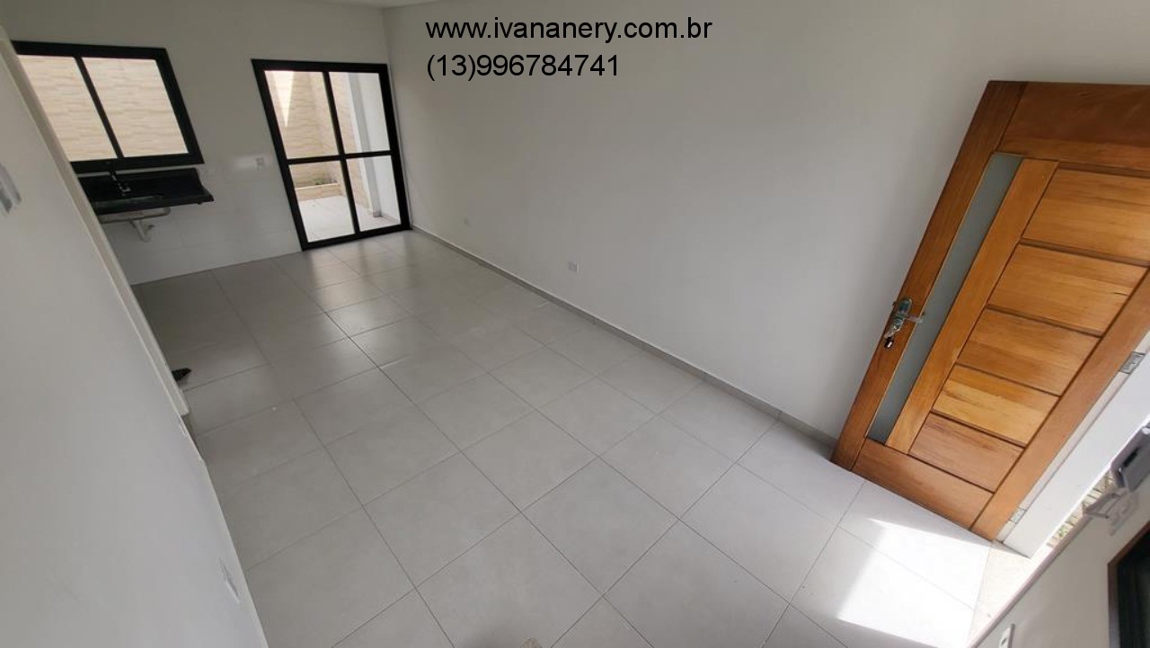 Casa à venda com 2 quartos, 74m² - Foto 2