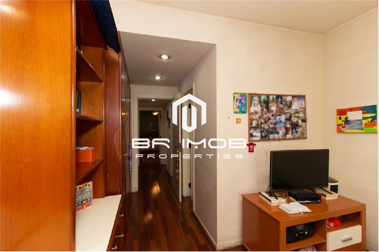 Apartamento à venda com 4 quartos, 192m² - Foto 27