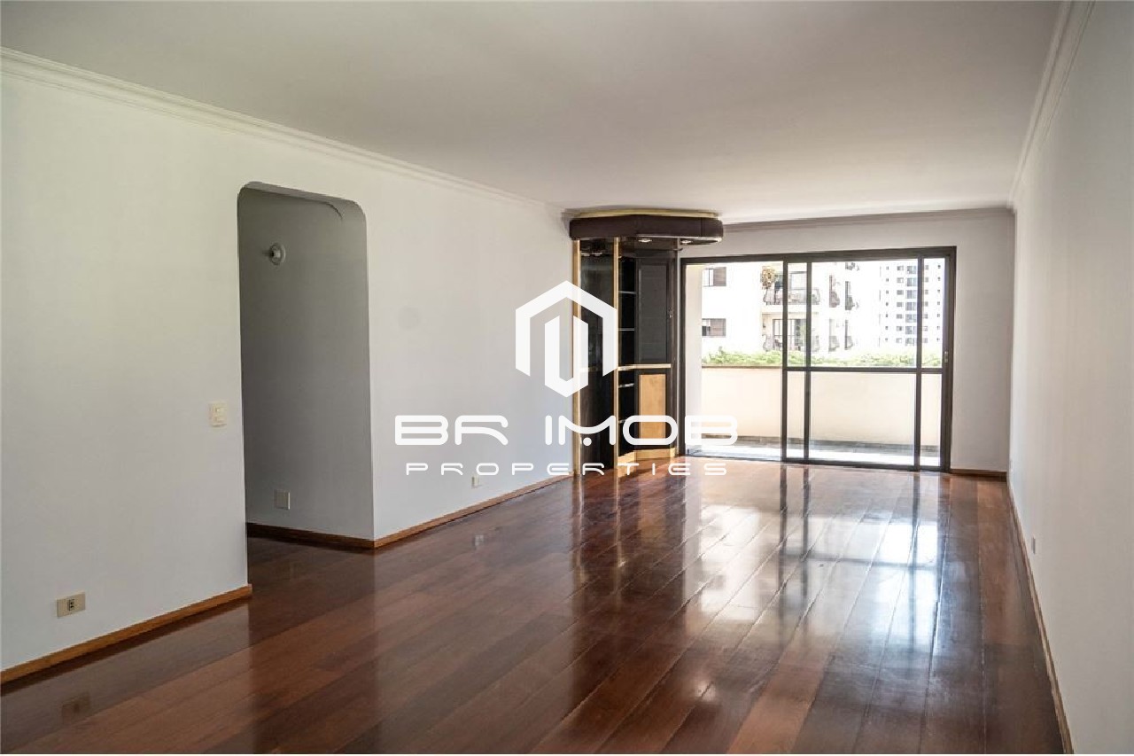 Apartamento à venda com 3 quartos, 207m² - Foto 1