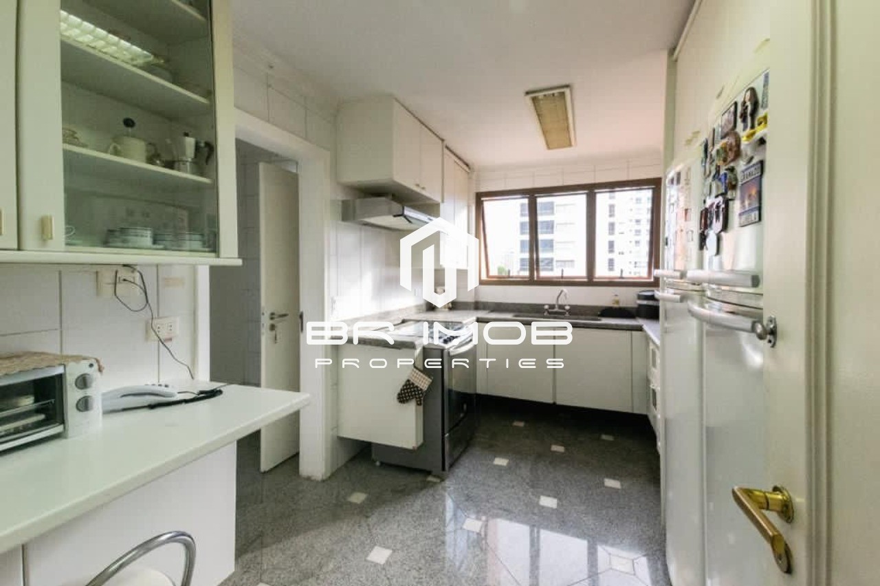 Apartamento para alugar com 4 quartos, 223m² - Foto 27