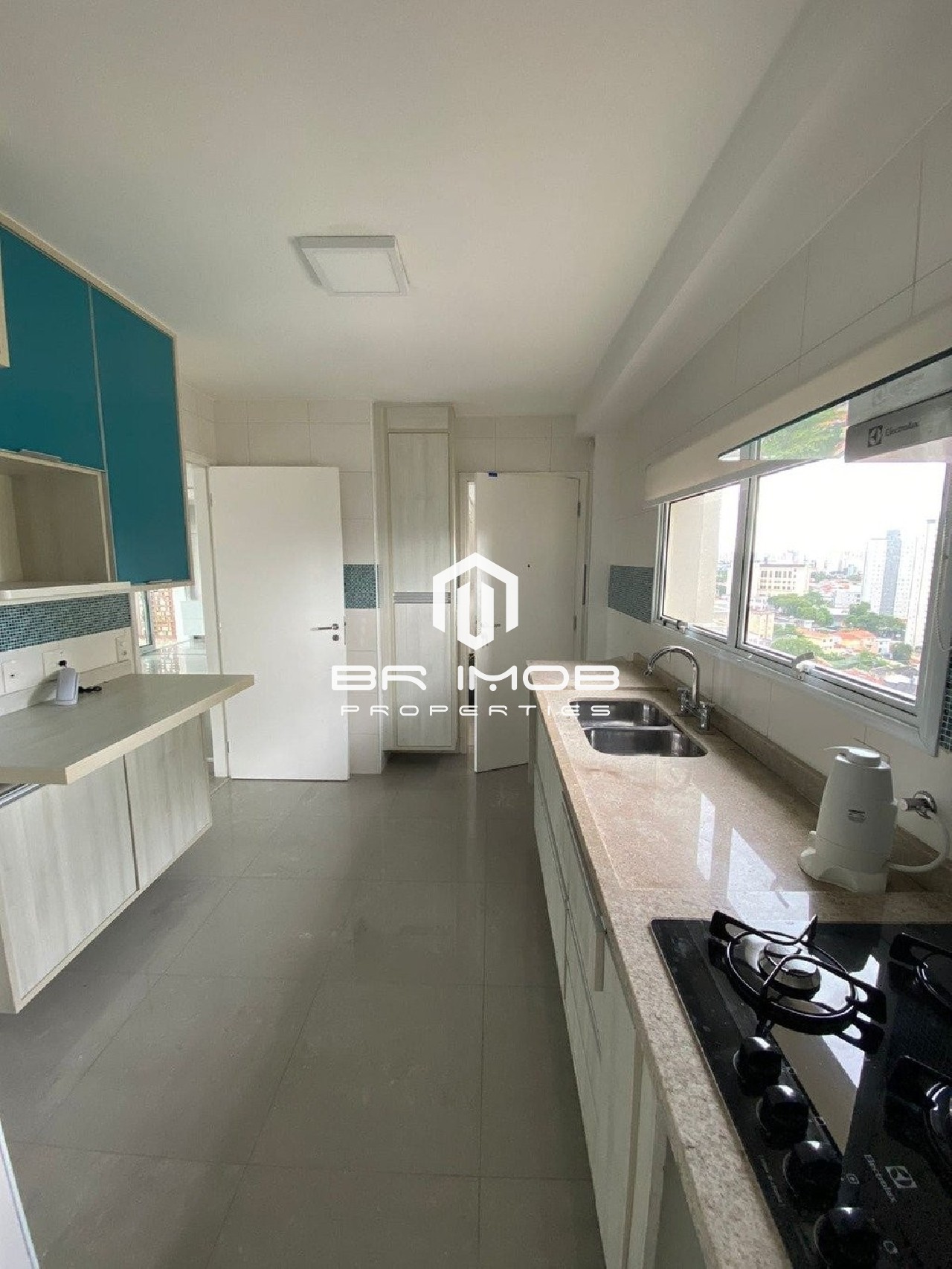 Apartamento à venda com 3 quartos, 124m² - Foto 4