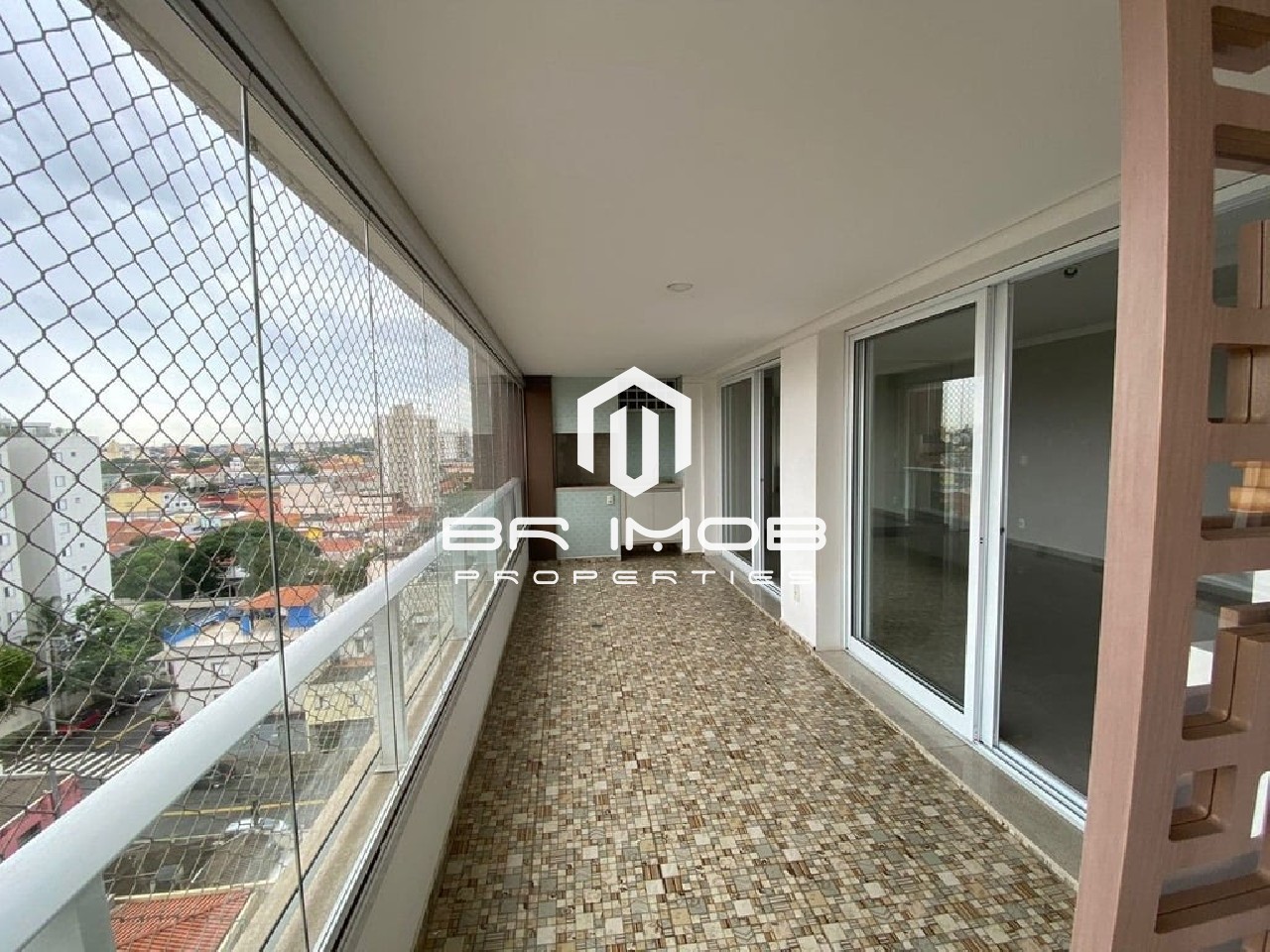 Apartamento à venda com 3 quartos, 124m² - Foto 1