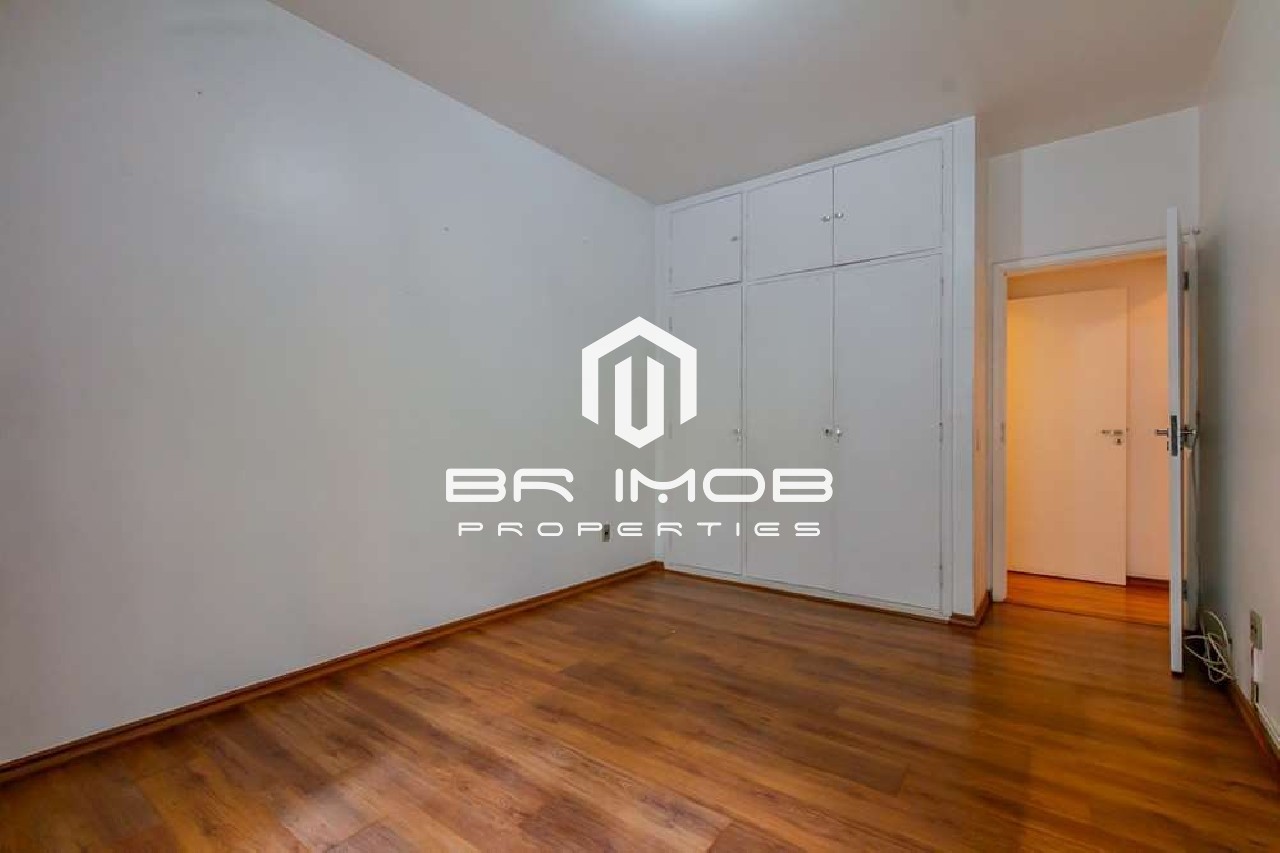 Apartamento à venda com 3 quartos, 155m² - Foto 19