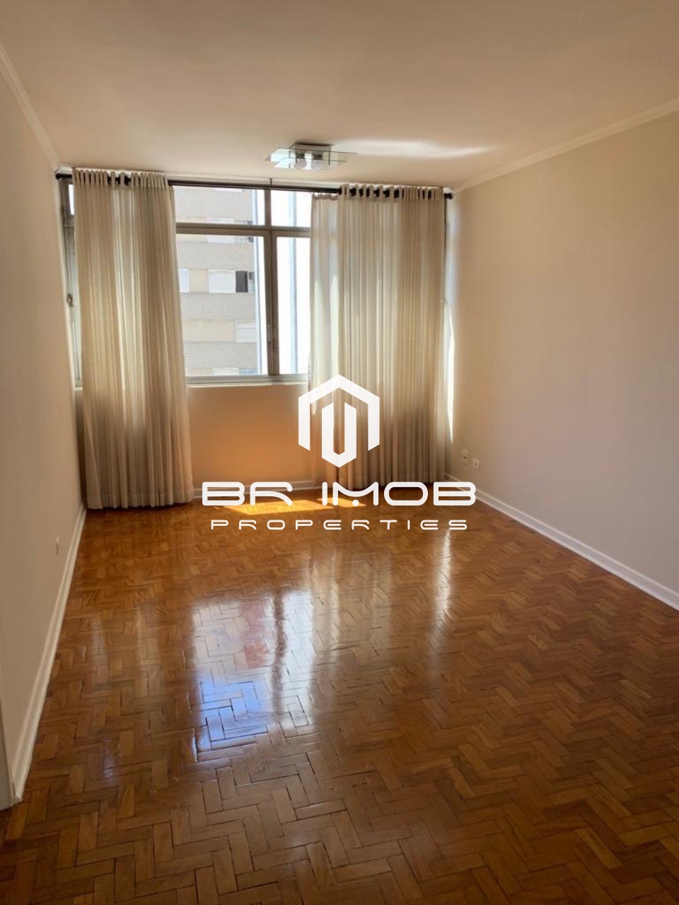 Apartamento à venda com 3 quartos, 110m² - Foto 2