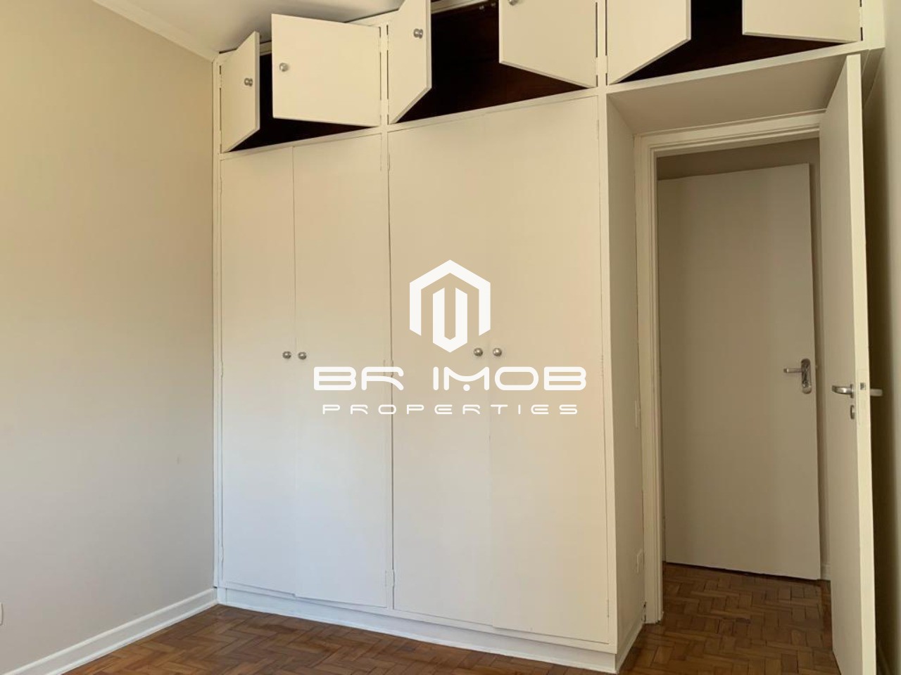 Apartamento à venda com 3 quartos, 110m² - Foto 10