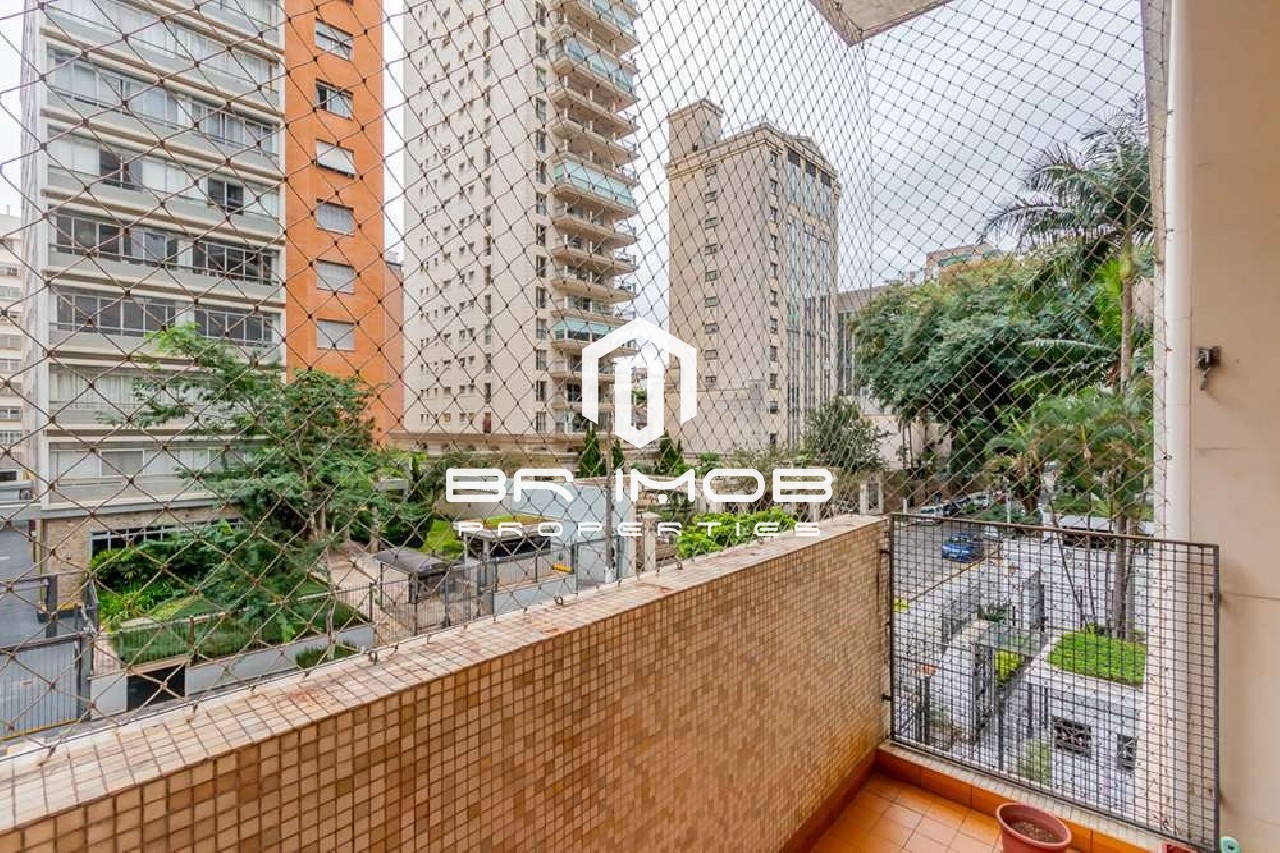 Apartamento à venda com 3 quartos, 173m² - Foto 2