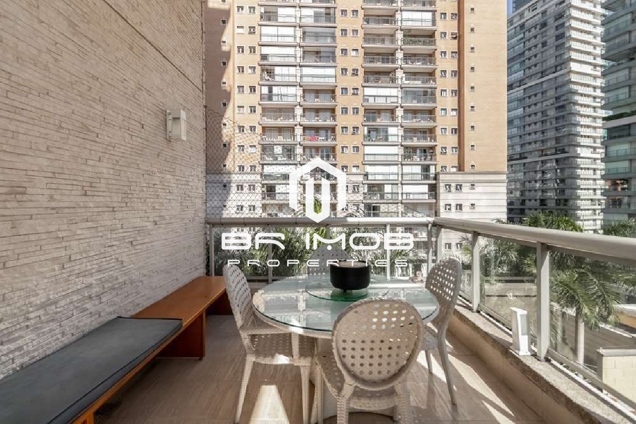 Apartamento à venda com 2 quartos, 146m² - Foto 2