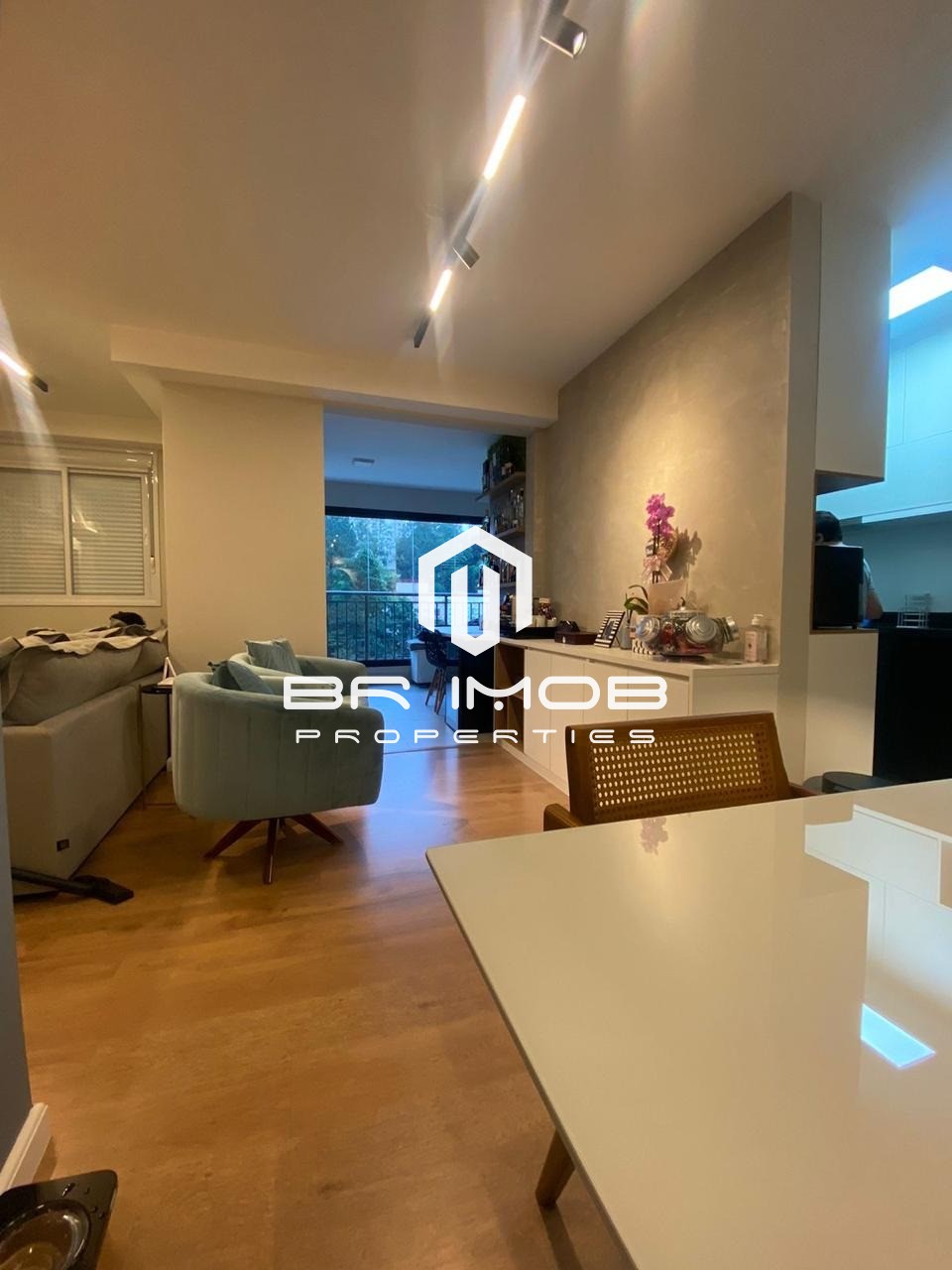 Apartamento à venda com 2 quartos, 76m² - Foto 51