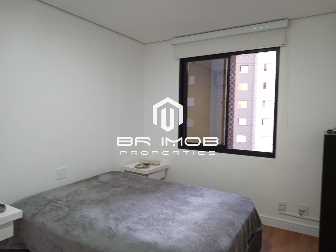 Apartamento para alugar com 2 quartos, 60m² - Foto 12