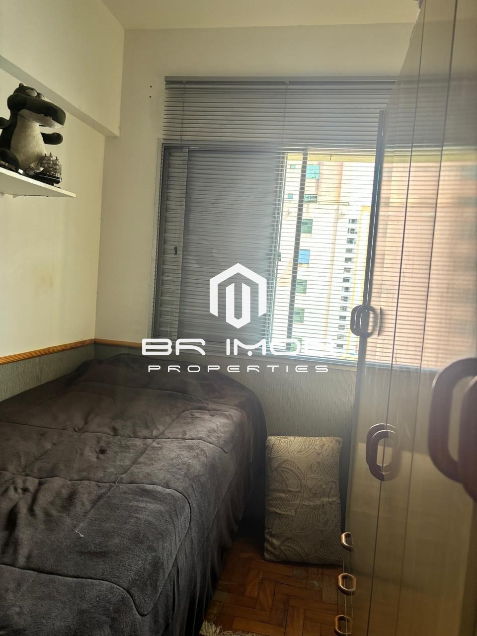 Apartamento à venda com 2 quartos, 70m² - Foto 10