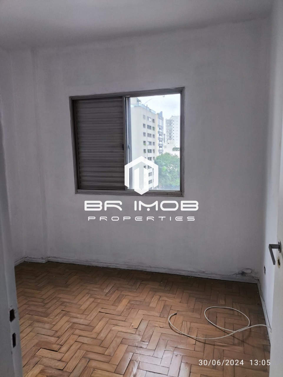 Apartamento à venda com 2 quartos, 80m² - Foto 13