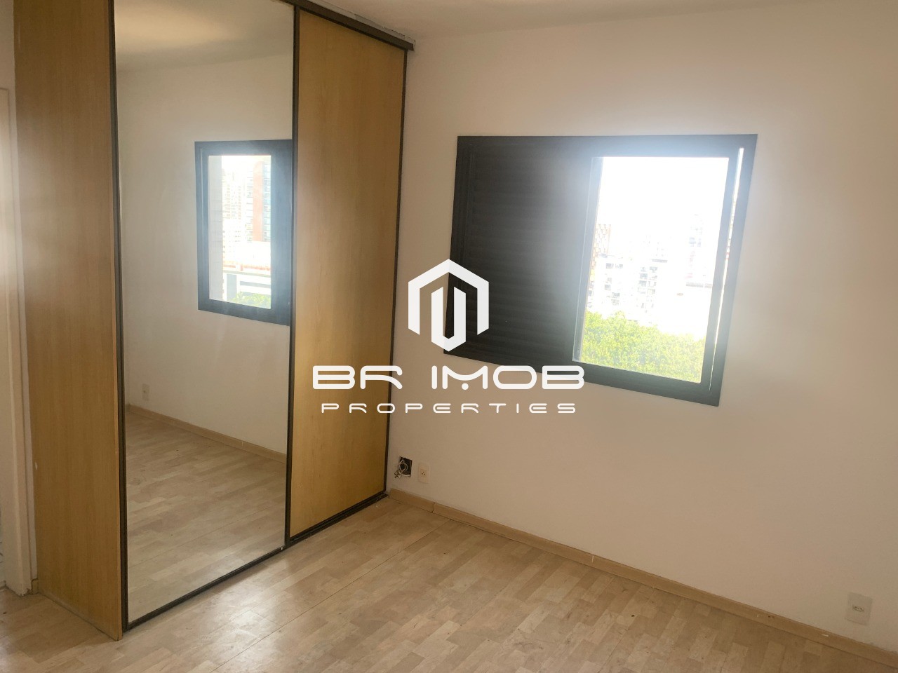 Apartamento à venda com 2 quartos, 60m² - Foto 12