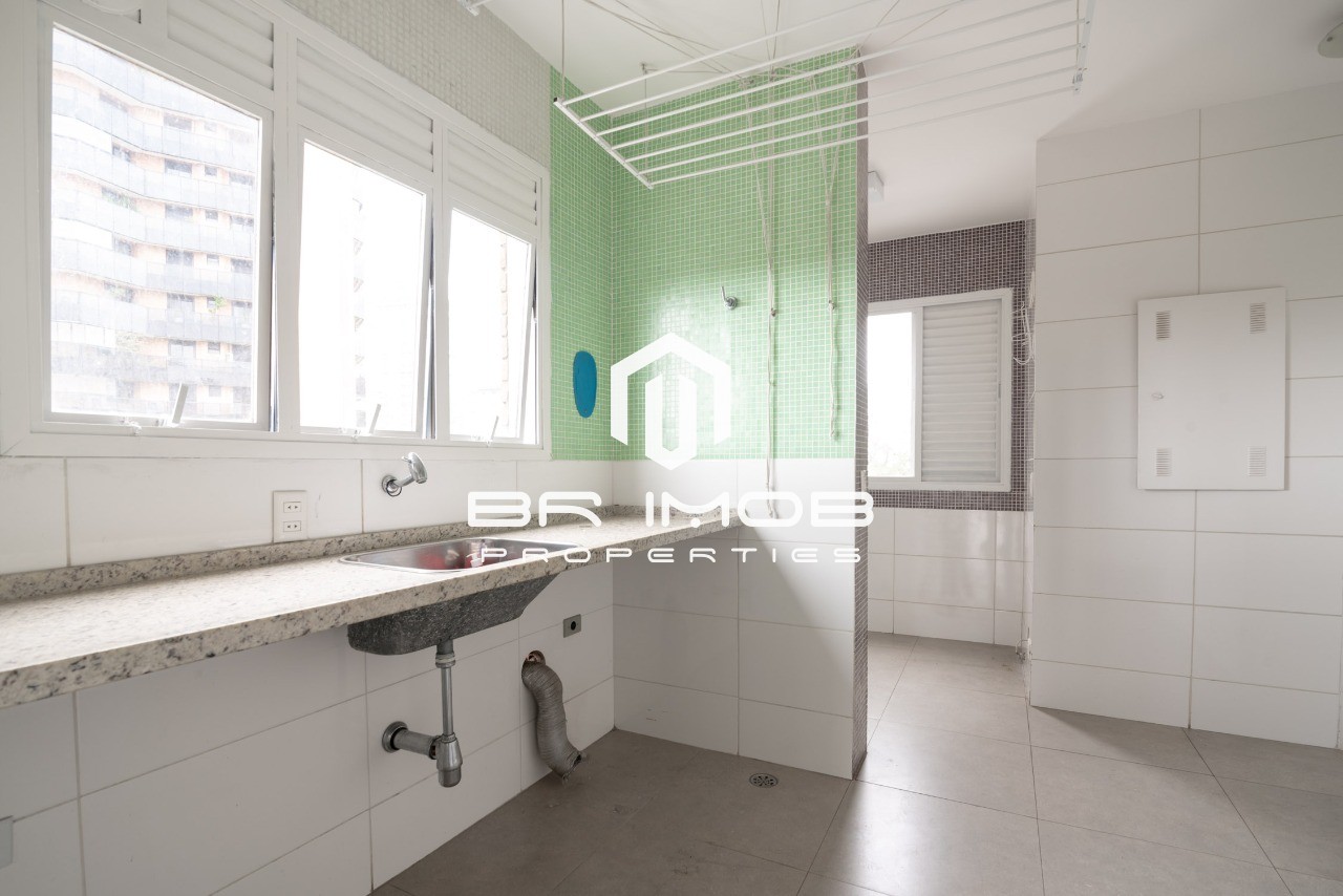 Apartamento à venda com 4 quartos, 260m² - Foto 13