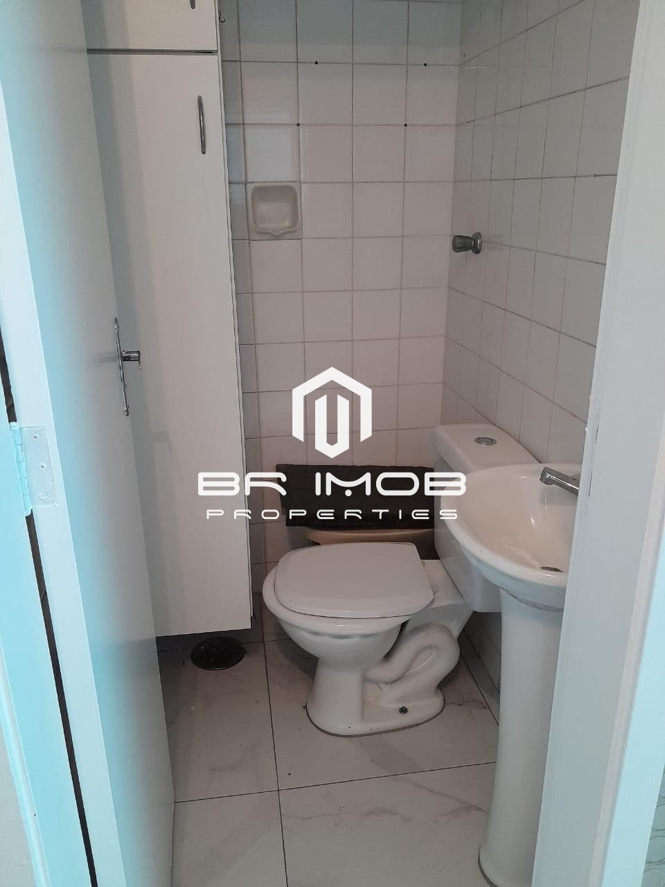 Apartamento à venda com 2 quartos, 75m² - Foto 13